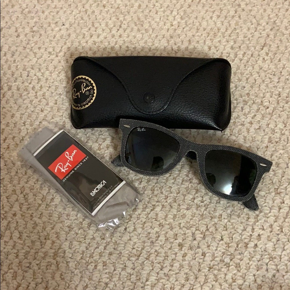 Ray-Ban Denim Wayfarer Sunglass Set